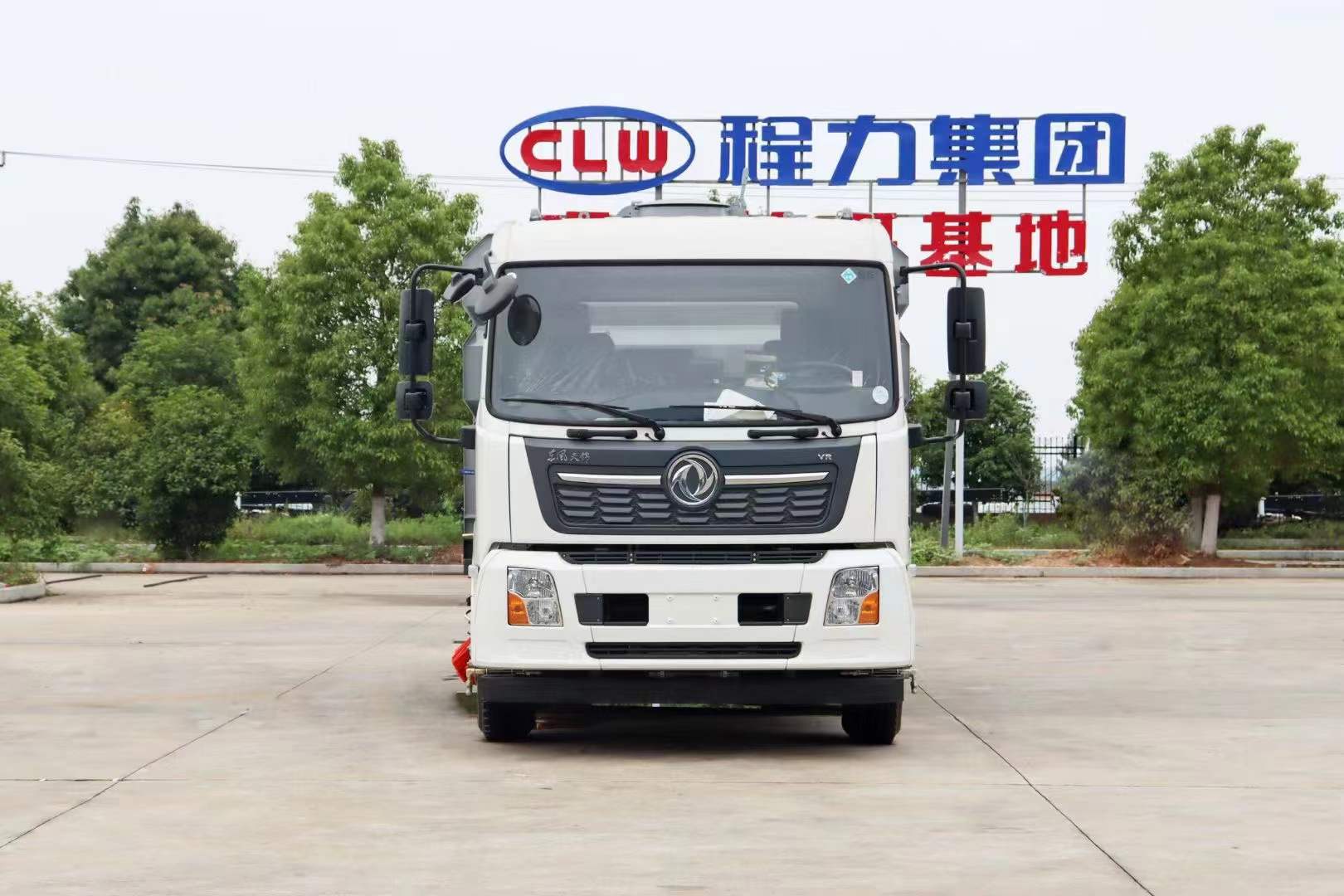 東風天錦洗掃車