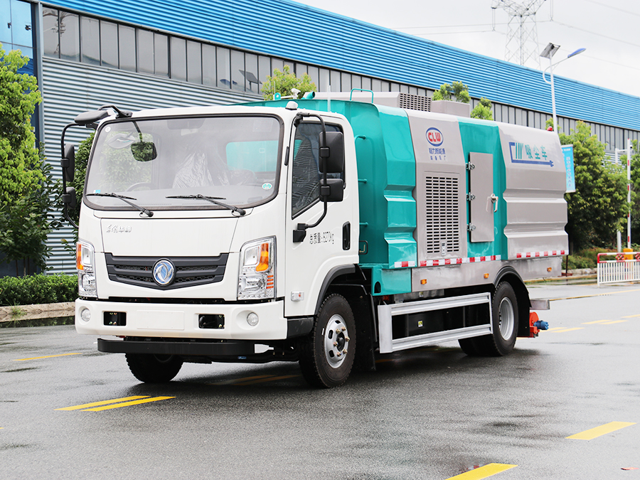 東風(fēng)華神純電動吸塵車