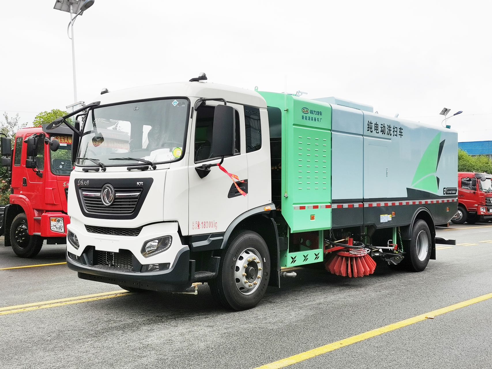 東風(fēng)天錦純電動洗掃車