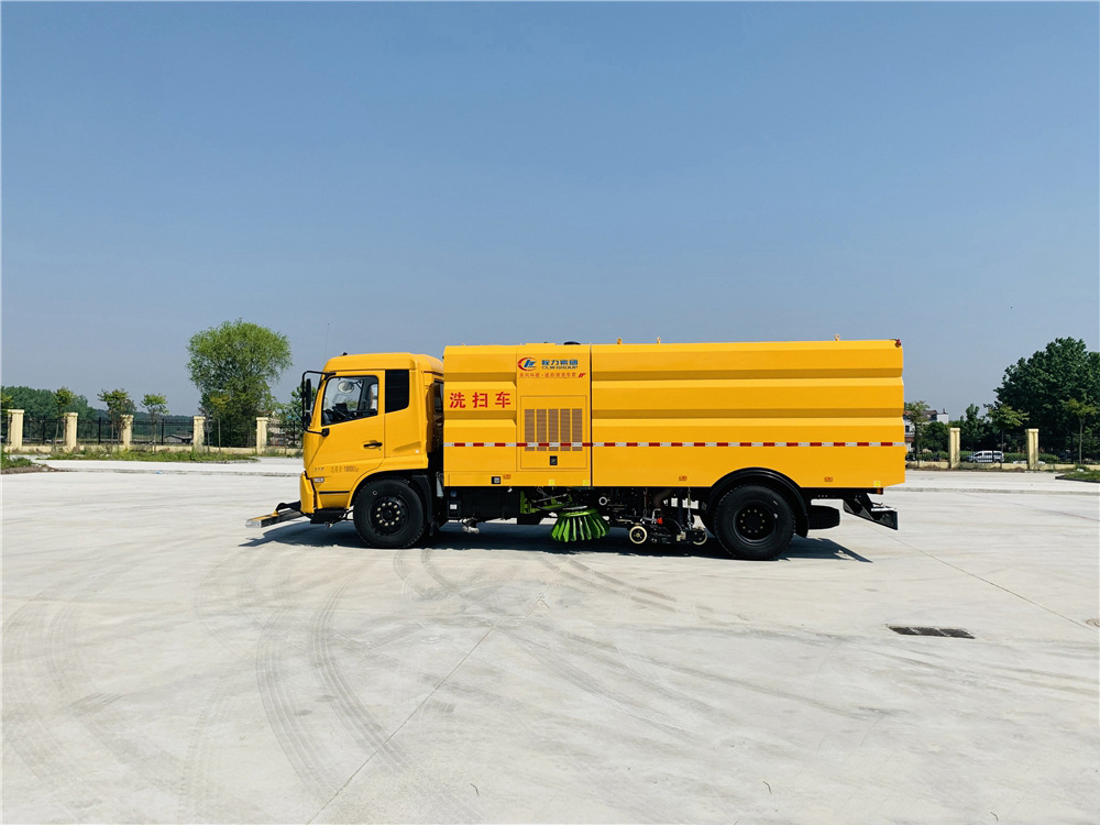 東風(fēng)天錦16方洗掃車(chē)